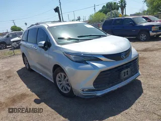 2021 Toyota Sienna XLE с VIN 5TDYRKEC1MS027959, выставлен на аукционе IAAI как лот 42018160 с пробегом Не указан миль и . История ставок и продаж доступна на DreamBid. Изображение 1.