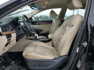 2017 Kia Cadenza Premium with VIN KNALB4J17H5072802, listed as a Copart auction lot 79103894 with 135,211 mi miles and Clean Title. Bid and sale history available at carsss.com. Image 7.