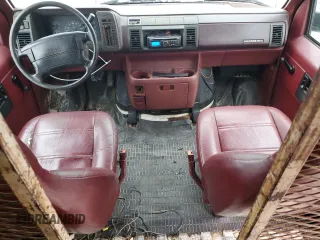 1995 GMC Safari Cargo with VIN 1GTDM19W6SB504983, listed as a Copart auction lot 47898775 with 440,250 mi miles and Salvage Title. Bid and sale history available at carsss.com. Image 8.