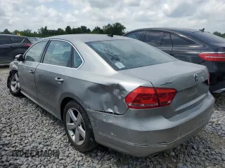 2012 Volkswagen Passat SE z VIN 1VWBH7A39CC092065, wystawiony jako Copart lot #52719595 z przebiegiem 161 991 mil mil oraz Szkoda całkowita • Salvage title. Historia ofert i sprzedaży dostępna na DreamBid. Obrazek 2.