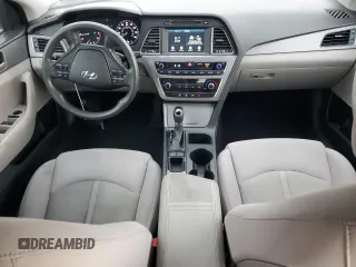 2016 Hyundai Sonata SE z VIN 5NPE24AF8GH268480, wystawiony jako Copart lot #59423185 z przebiegiem 141 474 mil mil oraz Nie do naprawy • Non repairable. Historia ofert i sprzedaży dostępna na DreamBid. Obrazek 8.