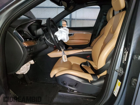2017 Volvo XC90 Inscription with VIN YV4A22PL5H1146052, listed as a Copart auction lot 55849554 with 81,385 mi miles and Salvage Title. Bid and sale history available at carsss.com. Image 7.