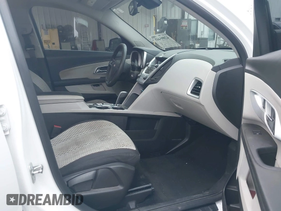 2013 Chevrolet Equinox LS z VIN 2GNALBEK3D6230623, wystawiony jako IAAI lot #42095441 z przebiegiem 88 498 mil mil oraz . Historia ofert i sprzedaży dostępna na DreamBid. Obrazek 5.