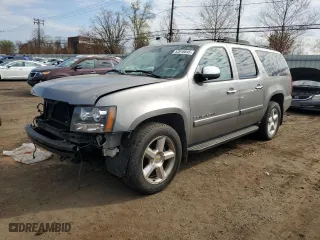 2007 Chevrolet Suburban LT with VIN 3GNFK16387G207034, listed as a Copart auction lot 53916845 with 138,015 mi miles and Salvage Title. Bid and sale history available at carsss.com. Image 1.