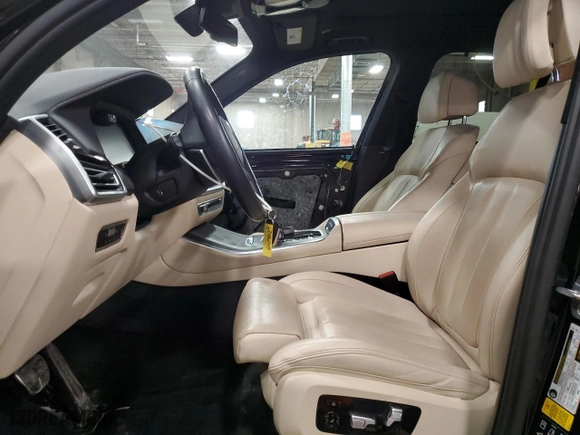 2022 BMW X5 xDrive40i with VIN 5UXCR6C02N9J15153, listed as a Copart auction lot 50872675 with 80,011 mi miles and Salvage Title. Bid and sale history available at carsss.com. Image 7.