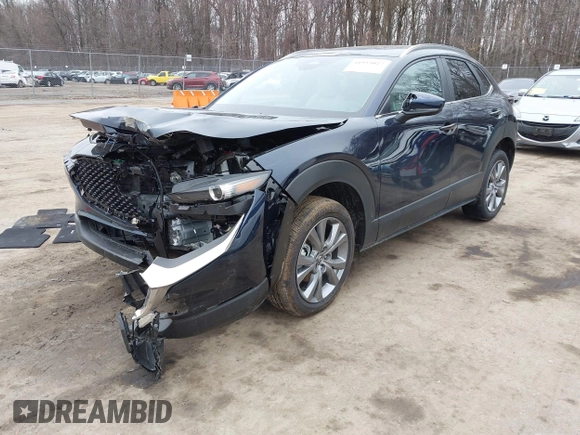 2025 Mazda CX-30 S Preferred with VIN 3MVDMBCMXSM752383, listed as a IAAI auction lot 41555027 with 785 mi miles and . Bid and sale history available at DreamBid. Image 2.