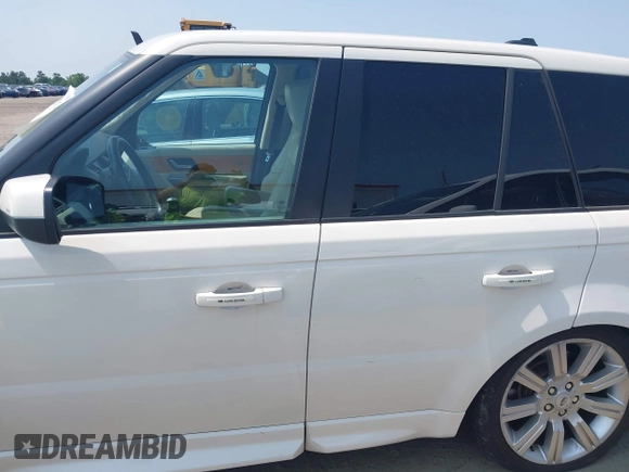 2008 Land Rover Range Rover Sport SC with VIN SALSH23478A162282, listed as a IAAI auction lot 42397144 with 139,276 mi miles and . Bid and sale history available at DreamBid. Image 14.