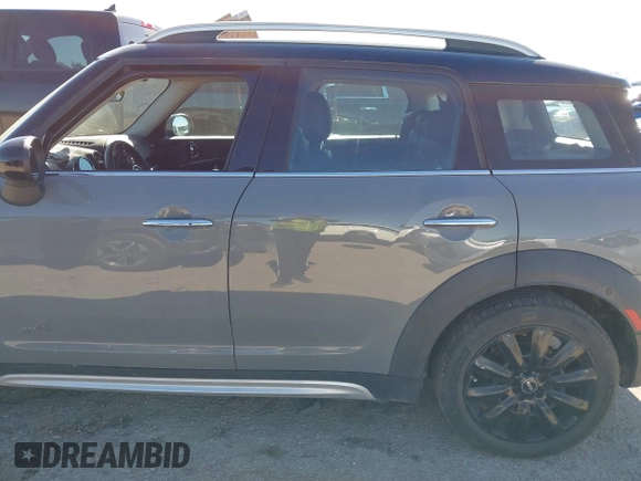 2019 MINI Countryman Cooper S z VIN WMZYT5C54K3G94548, wystawiony jako IAAI lot #42210212 z przebiegiem 82 505 mil mil oraz . Historia ofert i sprzedaży dostępna na DreamBid. Obrazek 14.