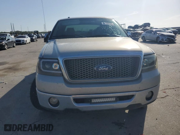 2006 Ford F-150 XL z VIN 1FTPX12V76KD62803, wystawiony jako Copart lot #61134105 z przebiegiem 214 290 mil mil oraz Szkoda całkowita • Salvage title. Historia ofert i sprzedaży dostępna na DreamBid. Obrazek 5.