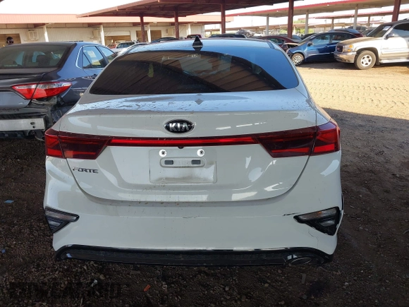 2020 Kia Forte LXS with VIN 3KPF24AD8LE213836, listed as a IAAI auction lot 40313445 with 60,822 mi miles and . Bid and sale history available at carsss.com. Image 16.