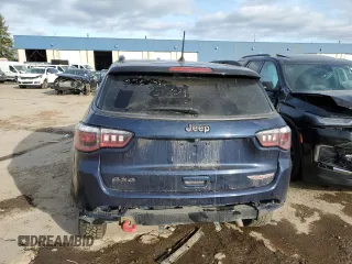 2018 Jeep Compass Trailhawk with VIN 3C4NJDDB4JT373701, listed as a Copart auction lot 87695675 with 90,005 mi miles and Clean Title. Bid and sale history available at carsss.com. Image 6.