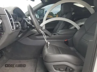 2023 Porsche Cayenne z VIN WP1BA2AY7PDA25145, wystawiony jako Copart lot #72027384 z przebiegiem 22 207 mil mil oraz Szkoda całkowita • Salvage title. Historia ofert i sprzedaży dostępna na DreamBid. Obrazek 7.