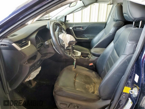2021 Toyota RAV4 XLE Premium with VIN 2T3C1RFV7MC092468, listed as a Copart auction lot 59109315 with 98,552 mi miles and Salvage title. Bid and sale history available at DreamBid. Image 7.