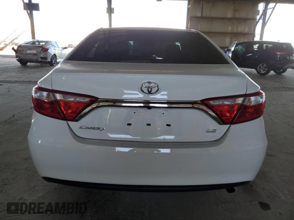 2015 Toyota Camry XLE with VIN 4T4BF1FK4FR475627, listed as a Copart auction lot 51610595 with 32,853 mi miles and Salvage Title. Bid and sale history available at DreamBid. Image 6.