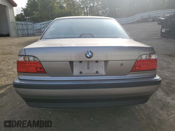 1998 BMW 7 Series 740il with VIN WBAGJ8328WDM22149, listed as a Copart auction lot 71931834 with 200,382 mi miles and Clean Title. Bid and sale history available at carsss.com. Image 6.
