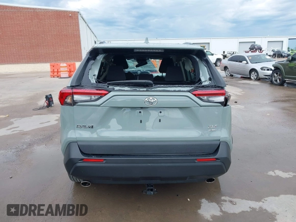 2021 Toyota RAV4 XLE with VIN 2T3P1RFV6MW216410, listed as a IAAI auction lot 42474822 with 37,503 mi miles and . Bid and sale history available at DreamBid. Image 17.