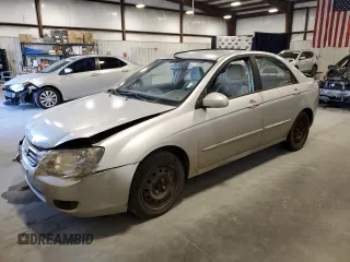 2009 Kia Spectra EX with VIN KNAFE221295652113, listed as a Copart auction lot 47983865 with 173,835 mi miles and Non Repairable. Bid and sale history available at carsss.com. Image 1.