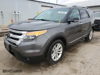 2015 Ford Explorer XLT with VIN 1FM5K7D89FGC35596, listed as a Copart auction lot 48043865 with 272,970 mi miles and Salvage Title. Bid and sale history available at carsss.com. Image 1.