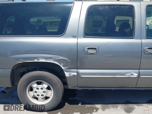 2000 Chevrolet Suburban LS with VIN 3GNFK16T3YG150971, listed as a IAAI auction lot 42333901 with 221,712 mi miles and . Bid and sale history available at DreamBid. Image 17.