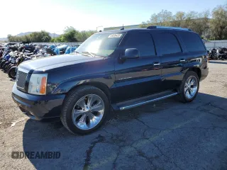 2004 Cadillac Escalade z VIN 1GYEC63T04R149591, wystawiony jako Copart lot #56020425 z przebiegiem 163 088 mil mil oraz Szkoda całkowita • Salvage title. Historia ofert i sprzedaży dostępna na DreamBid. Obrazek 1.