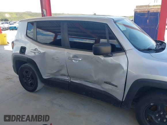 2016 Jeep Renegade Sport with VIN ZACCJAAT4GPD76634, listed as a IAAI auction lot 41793007 with 143,716 mi miles and . Bid and sale history available at carsss.com. Image 6.