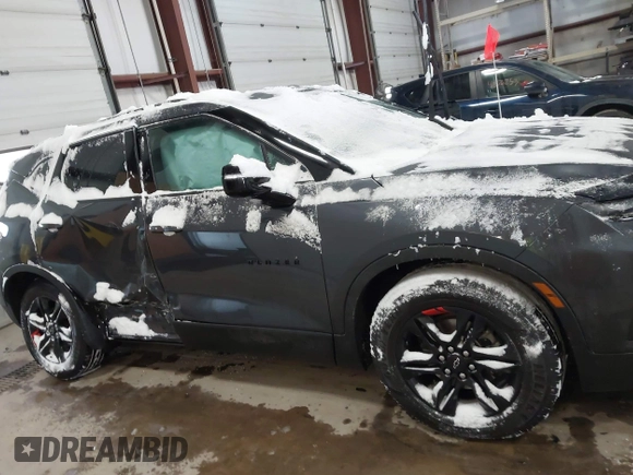 2021 Chevrolet Blazer LT z VIN 3GNKBHRS6MS542750, wystawiony jako IAAI lot #41573261 z przebiegiem 45 146 mil mil oraz . Historia ofert i sprzedaży dostępna na DreamBid. Obrazek 13.