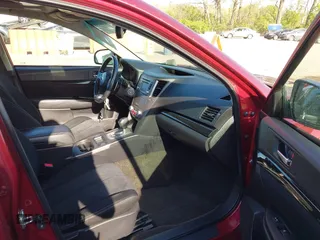 2014 Subaru Legacy Special Sports z VIN 4S3BMCH63E3011426, wystawiony jako IAAI lot #42081648 z przebiegiem 73 482 mil mil oraz . Historia ofert i sprzedaży dostępna na DreamBid. Obrazek 5.