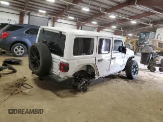 2021 Jeep Wrangler Unlimited Sahara с VIN 1C4JJXP61MW868399, выставлен на аукционе Copart как лот 49039445 с пробегом 35 387 миль миль и На запчасти • Non repairable. История ставок и продаж доступна на DreamBid. Изображение 3.