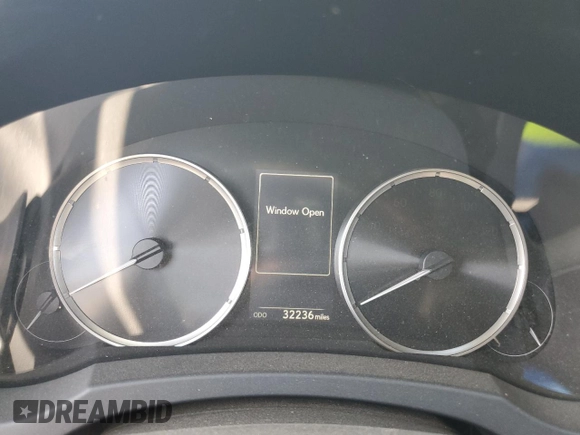 2022 Lexus IS 300 with VIN JTHDA1D28N5122114, listed as a Copart auction lot 59958455 with 32,236 mi miles and Salvage title. Bid and sale history available at DreamBid. Image 9.