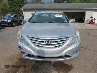 2013 Hyundai Sonata GLS with VIN 5NPEB4AC6DH539103, listed as a IAAI auction lot 42124467 with 182,907 mi miles and . Bid and sale history available at carsss.com. Image 13.