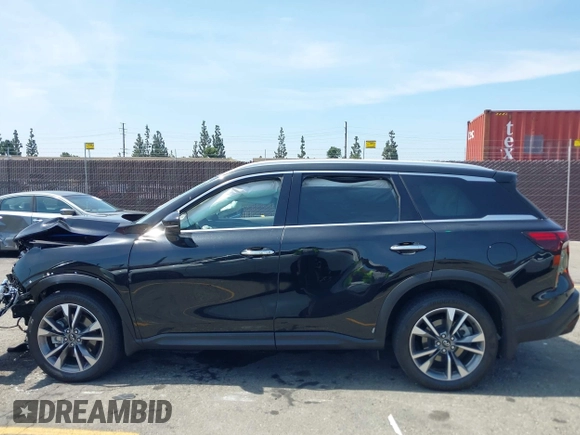 2023 Infiniti QX60 Luxe with VIN 5N1DL1FR2PC332501, listed as a IAAI auction lot 42486078 with 5,842 mi miles and . Bid and sale history available at DreamBid. Image 14.