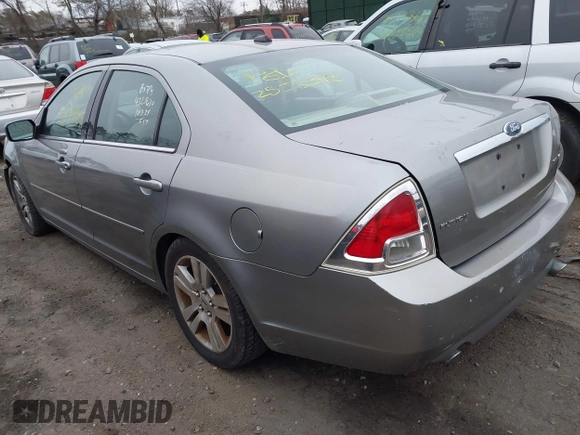 2009 Ford Fusion SEL with VIN 3FAHP08149R108555, listed as a IAAI auction lot 41927613 with 999,999 mi miles. Bid and sale history available at carsss.com. Image 3.