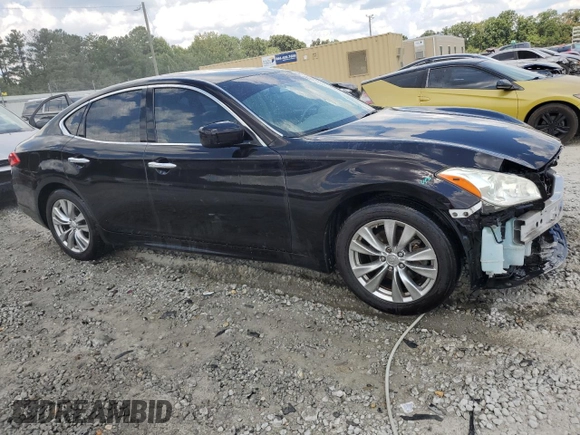 2013 Infiniti M37 with VIN JN1BY1AP0DM512717, listed as a Copart auction lot 69612474 with 125,102 mi miles and Salvage Title. Bid and sale history available at carsss.com. Image 4.