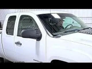 2011 GMC Sierra 2500HD Work Truck z VIN 1GT22ZCGXBZ435266, wystawiony jako IAAI lot #42532692 z przebiegiem 222 069 mil mil oraz . Historia ofert i sprzedaży dostępna na DreamBid. Obrazek 7.
