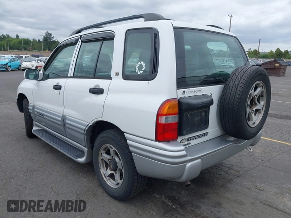 2001 Chevrolet Tracker LT with VIN 2CNBE634716940361, listed as a IAAI auction lot 42518865 with 142,369 mi miles and . Bid and sale history available at DreamBid. Image 3.