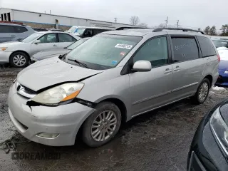2009 Toyota Sienna XLE with VIN 5TDBK22C59S024455, listed as a Copart auction lot 44495215 with 215,282 mi miles and Salvage Title. Bid and sale history available at carsss.com. Image 1.