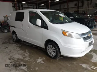 2015 Chevrolet City Express Cargo LT z VIN 3N63M0ZN3FK692253, wystawiony jako IAAI lot #41632858 z przebiegiem 124 076 mil mil oraz . Historia ofert i sprzedaży dostępna na DreamBid. Obrazek 1.