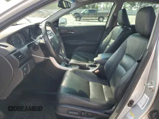 2013 Honda Accord Touring z VIN 1HGCR3F99DA031887, wystawiony jako Copart lot #54671325 z przebiegiem 188 879 mil mil oraz Szkoda całkowita • Salvage title. Historia ofert i sprzedaży dostępna na DreamBid. Obrazek 7.