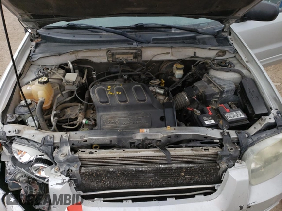 2004 Ford Escape Limited with VIN 1FMCU94184KB62778, listed as a Copart auction lot 70992184 with 165,199 mi miles and Salvage Title. Bid and sale history available at carsss.com. Image 13.