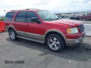 2004 Ford Expedition Eddie Bauer with VIN 1FMPU17LX4LB81956, listed as a IAAI auction lot 42064799 with 142,049 mi miles. Bid and sale history available at carsss.com. Image 1.