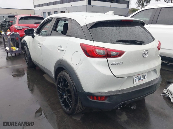2017 Mazda CX-3 Sport with VIN JM1DKDB72H0167324, listed as a IAAI auction lot 41910027 with 81,110 mi miles. Bid and sale history available at carsss.com. Image 3.