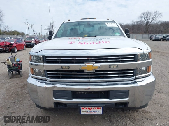 2017 Chevrolet Silverado 3500HD with VIN 1GC0KYEG4HZ401007, listed as a IAAI auction lot 41629647 with 210,431 mi miles and . Bid and sale history available at DreamBid. Image 12.