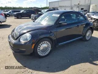 2013 Volkswagen Beetle 2.5L w/Sun/Sound/Nav с VIN 3VWJP7AT9DM676108, выставлен на аукционе Copart как лот 57050355 с пробегом 107 518 миль миль и Чистый • Clean title. История ставок и продаж доступна на DreamBid. Изображение 1.