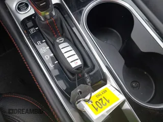 2024 Nissan Altima SR z VIN 1N4BL4CV5RN364421, wystawiony jako IAAI lot #42299917 z przebiegiem 36 169 mil mil oraz . Historia ofert i sprzedaży dostępna na DreamBid. Obrazek 11.