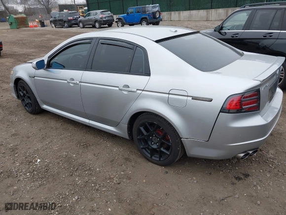 2008 Acura TL Type-S with VIN 19UUA76518A026625, listed as a IAAI auction lot 41901323 with 203,472 mi miles. Bid and sale history available at carsss.com. Image 3.