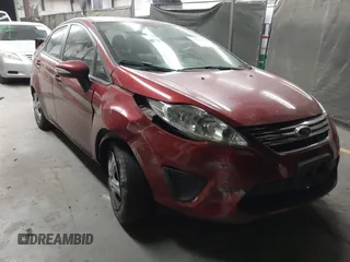 2013 Ford Fiesta SE z VIN 3FADP4BJ9DM167508, wystawiony jako IAAI lot #41696390 z przebiegiem Nie podano mil oraz . Historia ofert i sprzedaży dostępna na DreamBid. Obrazek 1.