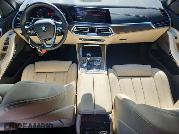 2019 BMW X5 xDrive40i with VIN 5UXCR6C56KLL08142, listed as a Copart auction lot 61987405 with 41,733 mi miles and Salvage title. Bid and sale history available at DreamBid. Image 8.