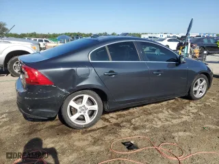 2013 Volvo S60 T5 with VIN YV1612FH3D2177811, listed as a Copart auction lot 53438715 with 146,829 mi miles and Salvage Title. Bid and sale history available at carsss.com. Image 3.