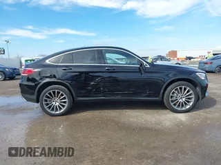 2020 Mercedes-Benz GLC with VIN W1N0J8EB2LF823397, listed as a IAAI auction lot 41469142 with 86,252 mi miles. Bid and sale history available at carsss.com. Image 6.