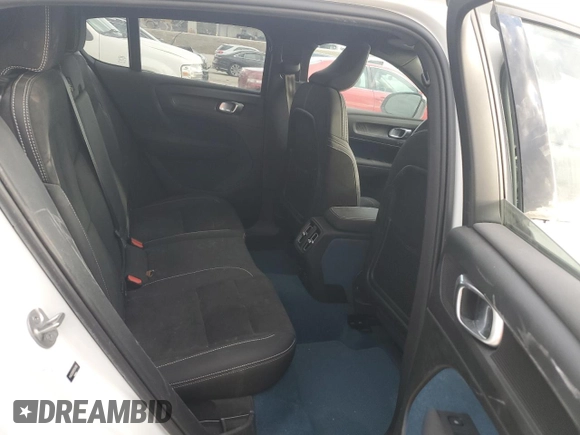 2023 Volvo C40 Recharge Pure Electric Ultimate with VIN YV4ED3GM1P2044198, listed as a Copart auction lot 47197815 with 8,258 mi miles and Salvage Title. Bid and sale history available at carsss.com. Image 11.